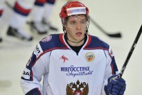 Kulemin scores, Grabovski signs