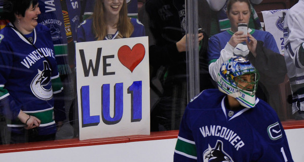 Better Know the Risk: Roberto Luongo Better Know the Risk: Roberto Luongo