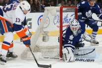 Game in 10: Game #44, Isles 5 at Leafs 3