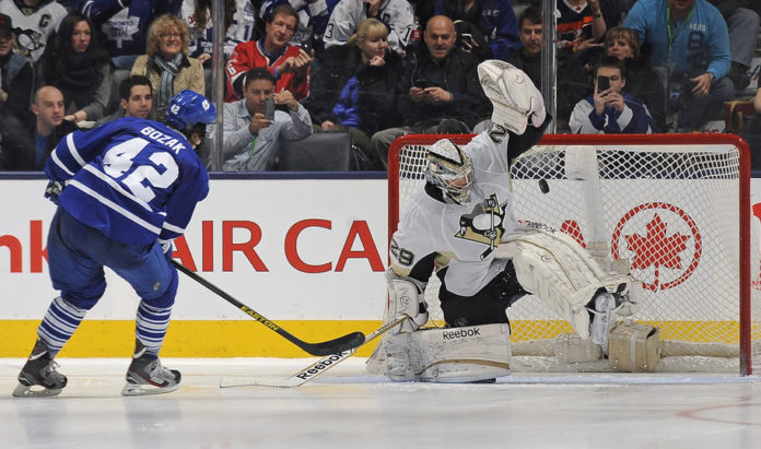 <!--:en-->Tyler Bozak<!--:--> Tyler Bozak