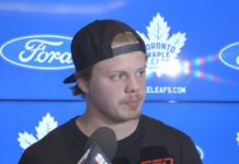 Kasperi Kapanen signs with the Toronto Maple Leafs