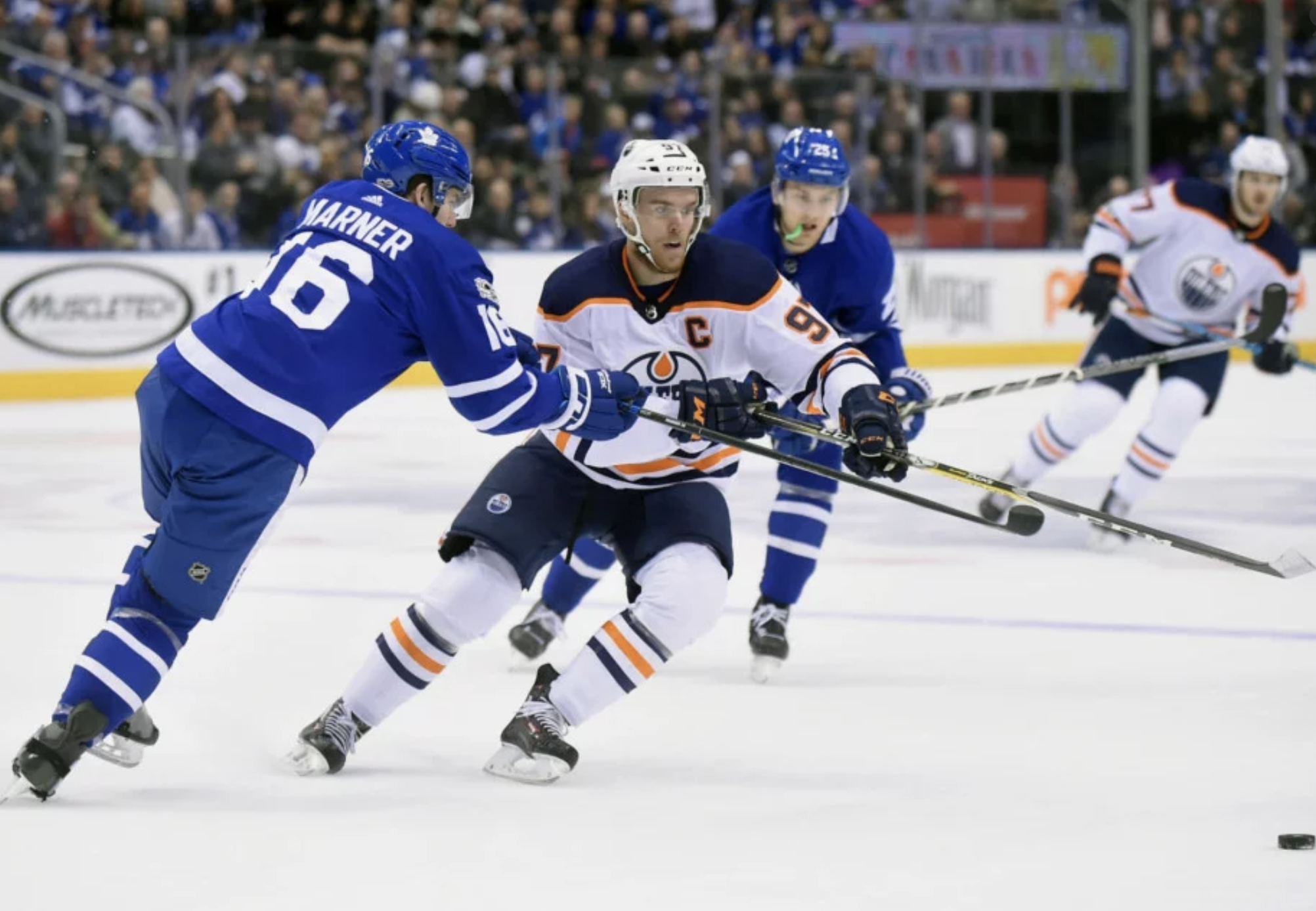 Oilers star Connor McDavid undresses several Leafs for unworldly goal