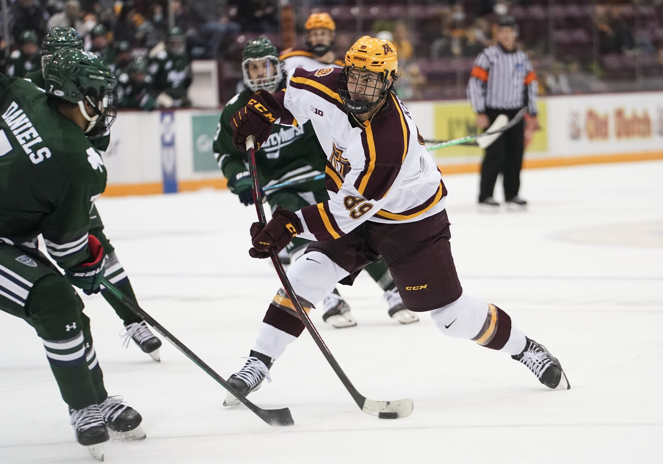 Get to Know: Gopher Men's Hockey's Matthew Knies (Parent Edition