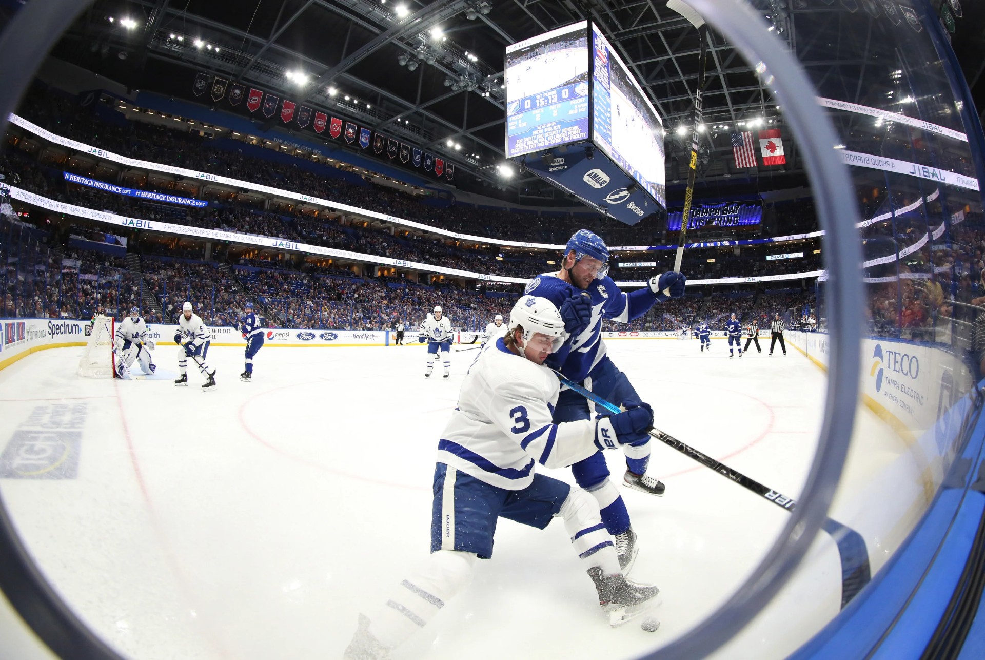 Stamkos' franchise record-setting night powers Lightning to blowout victory  over Maple Leafs