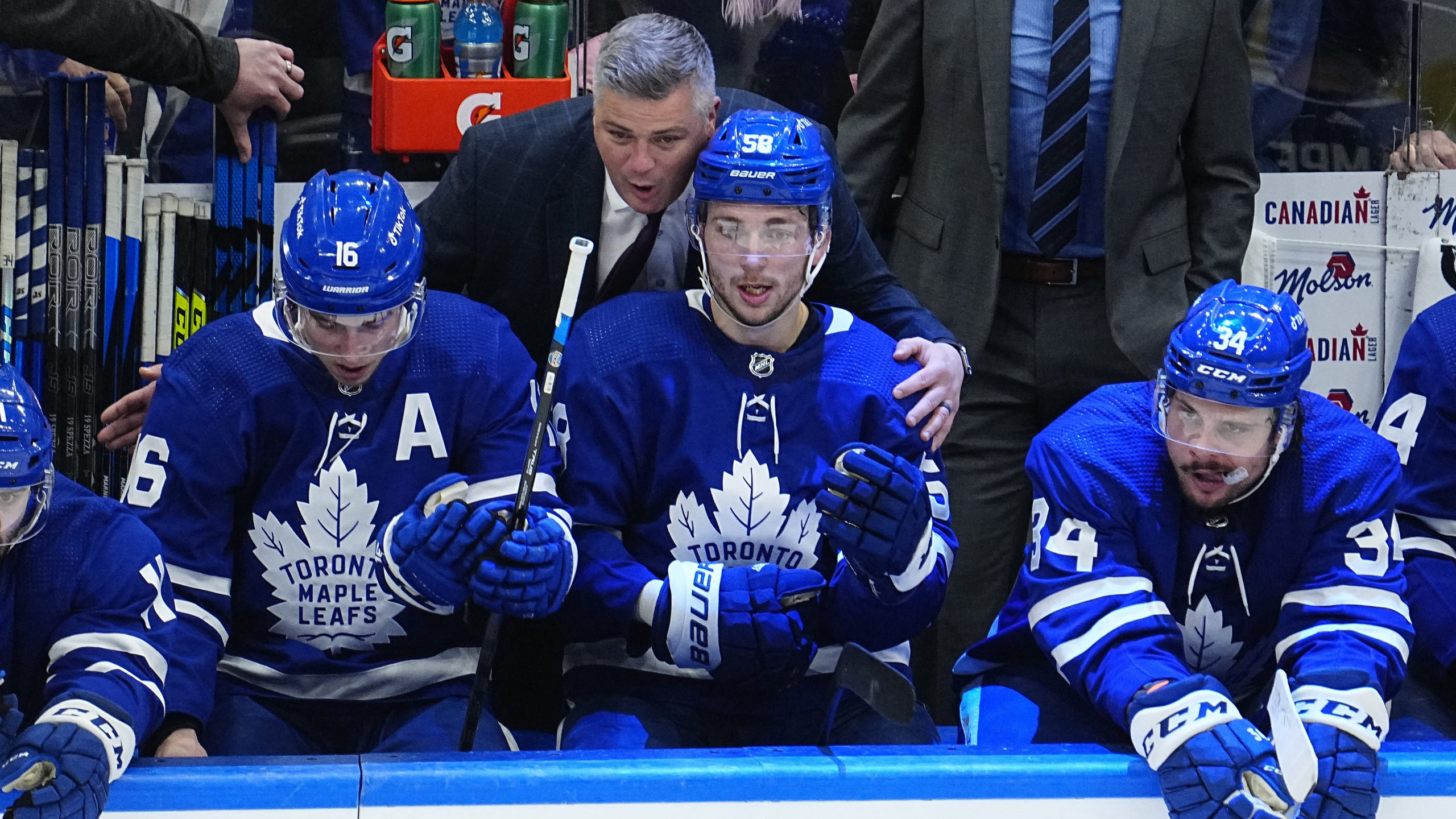 Toronto Maple Leafs Win First N.H.L. Playoff Series in 19 Years