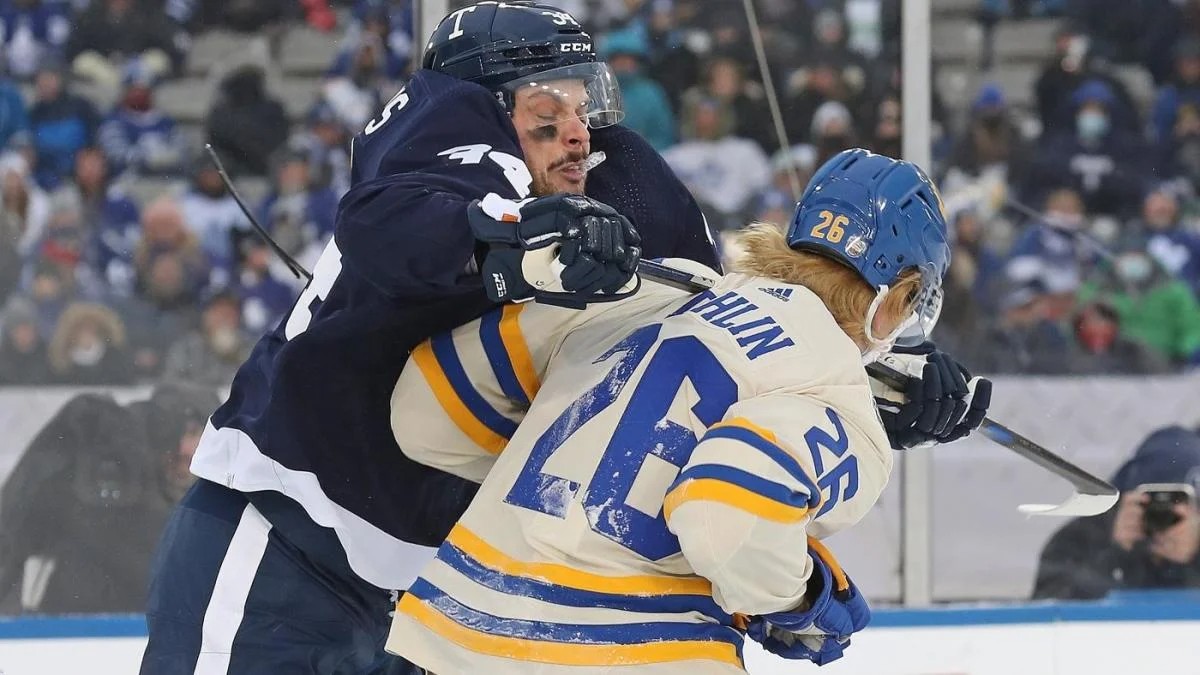 Rasmus Sandin, Alex Nylander and Michael Nylander's face last