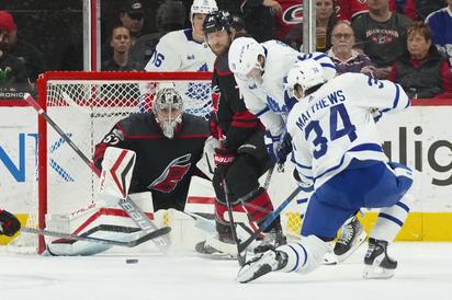 Carolina Hurricanes at Toronto Maple Leafs: Game Preview & Storm