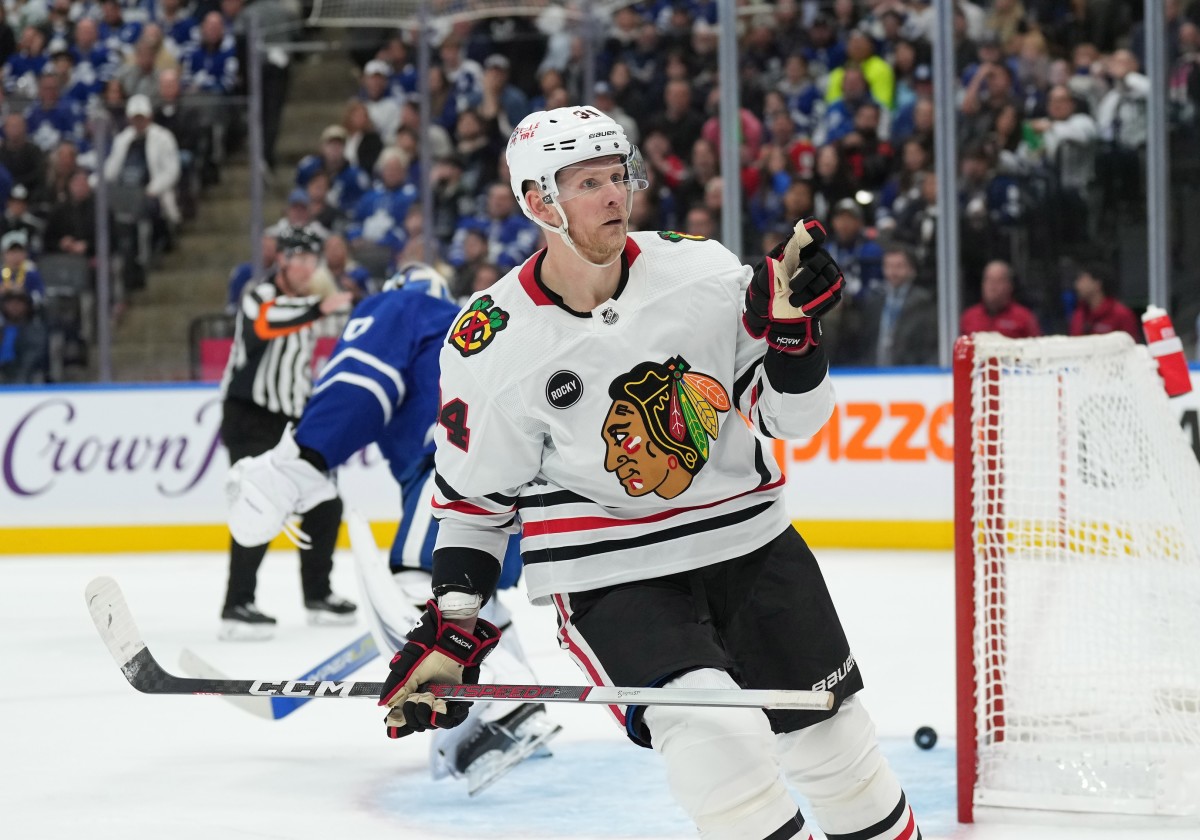 Blackhawks Sign Corey Perry to One-Year Deal - The Chicago Blackhawks News,  Analysis and More