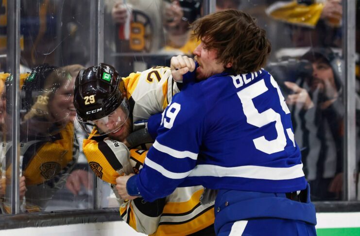 Tyler Bertuzzi, Maple Leafs vs. Bruins