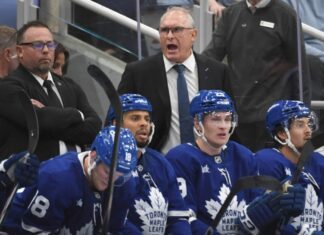 Craig Berube, Marc Savard, Maple Leafs bench