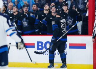 John Tavares, Maple Leafs bench