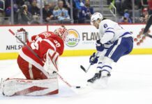 Chris Tanev, Maple Leafs