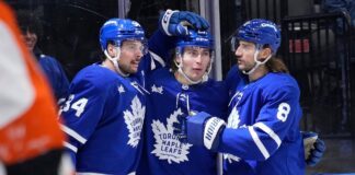 Auston Matthews, Matthew Kines, Chris Tanev, Maple Leafs