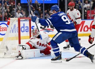 John Tavares, Maple Leafs vs. Hurricanes