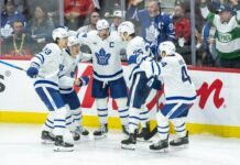 Auston Matthews, Maple Leafs celebrate in Game 6 vs. Ottawa Senators