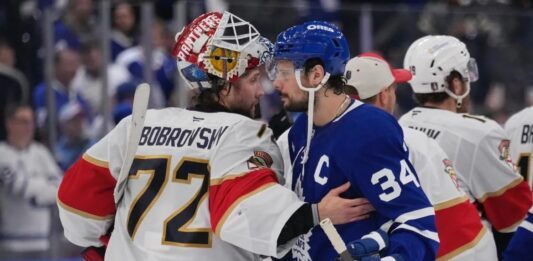 Auston Matthews, Sergei Bobrovsky, Maple Leafs vs. Panthers playoff handshake line