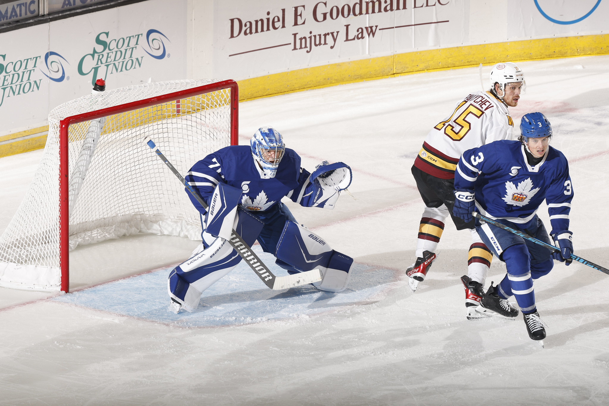 Alex Nylander scores twice as Toronto Marlies snap losing skid with gritty performance in Chicago