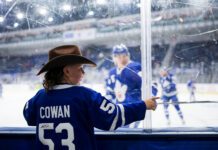 Young Cowboy fan, Easton Cowan