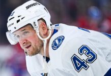 Darren Raddysh on joining the hometown Leafs and playing for his late father’s favourite team: “To be able to play here every night is definitely one of his dreams. I’m happy I can make that happen for him.”
