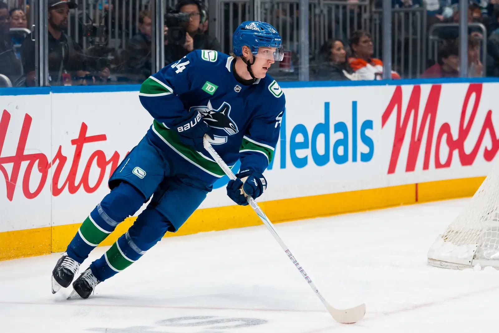 Instant Analysis: Maple Leafs acquire Aatu Raty in exchange for Jacob Quillan, Brandon Buhr