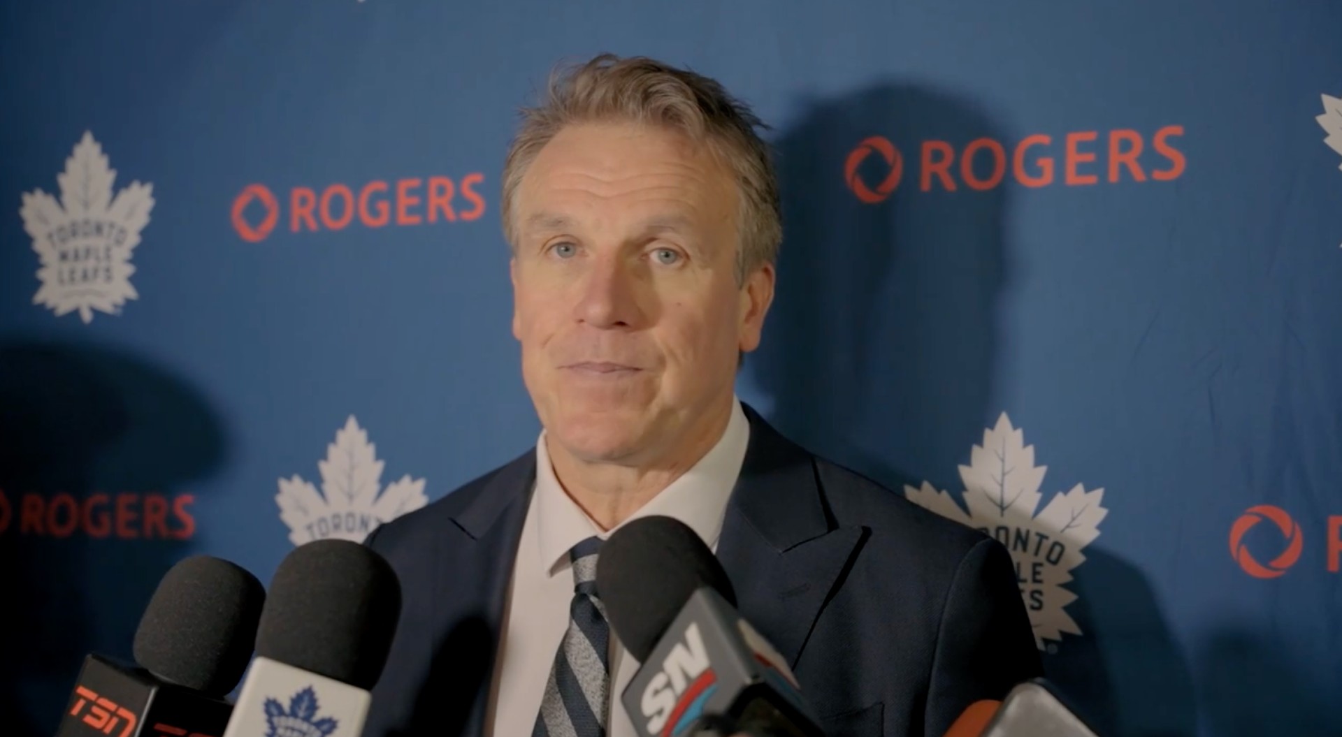 Jim Hiller on Easton Cowan blaming himself for the loss in Calgary: “I commend him for taking responsibility, but he didn’t cost us the game”